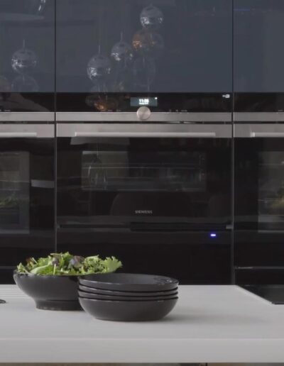 Elegant island type kitchen with Siemens built in oven